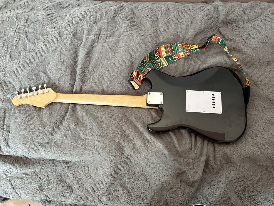 Электрогитара Rockdale