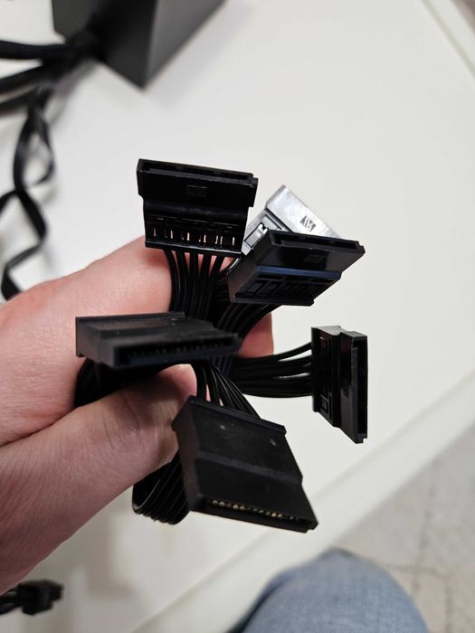 PSU Sursa premium Seasonic 550W 80+ Bronze