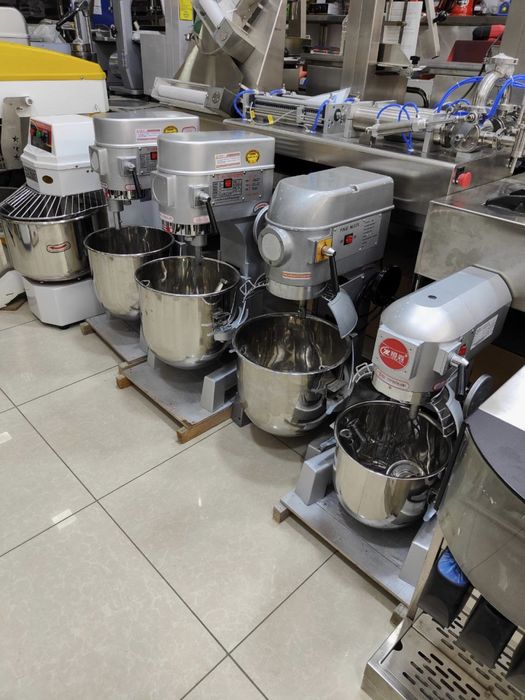 Mixer, 30 litr 380$ , B7 mixer 190$