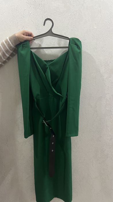 Продается платье