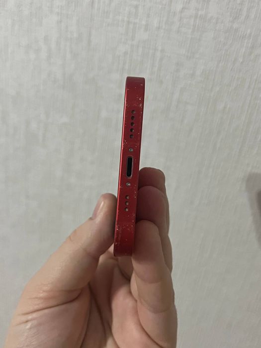 Срочно продам IPhone 12 (64GB)