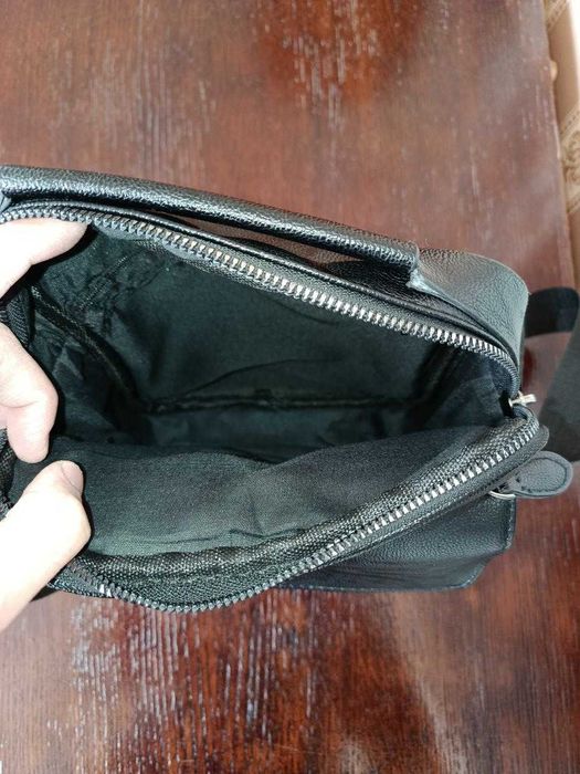 Продается мужская сумка через плечо/Erkaklar yelka sumkasi sotiladi