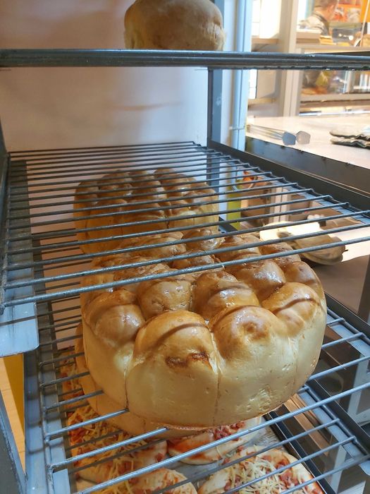 Метални скари  за изстиване на хляб, козунаци, погачи