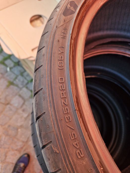 Goodyear F1 245/35/20 летни гуми
