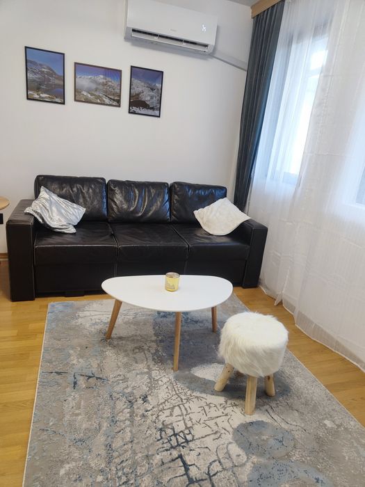 Дава се под наем Двустаен апартамент в Банско - 50 кв.м за 229.5 € - Снимка #1