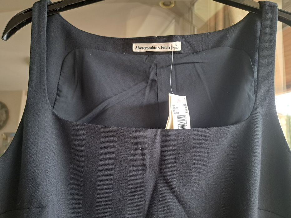 Дамска рокля Abercrombie & Fitch