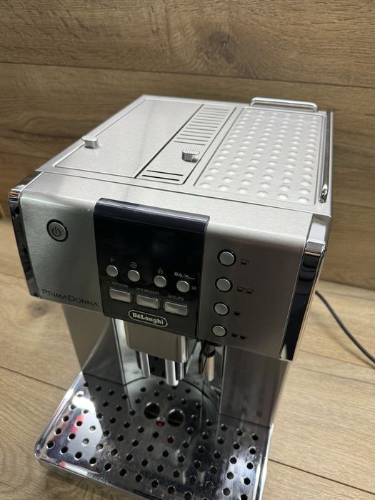 Кафемашина DelonghiPrimaDonna Type:ESAM6600