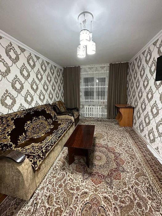 Квартира 1/3/4 Продается 37 Кв.м кирпич балкон 2/3. Чиланзар Ширин
