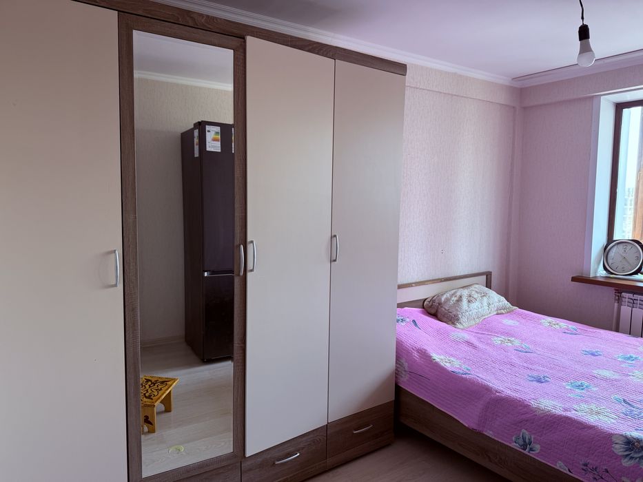 Продаётся спальный гарнитур