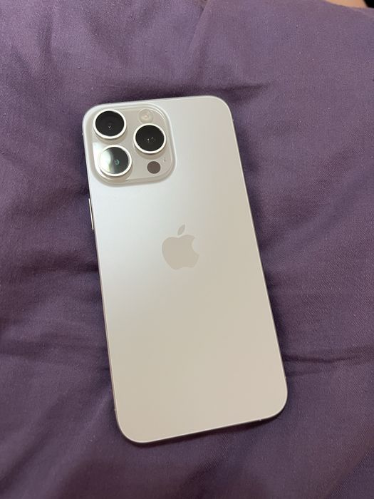 Iphone 15 pro max white 256 gb
