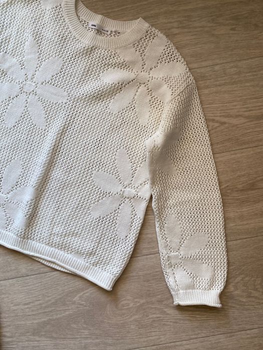 Свитер белый женский
