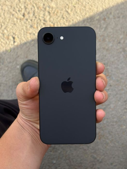 iPhone 16e 128gb 96емкость