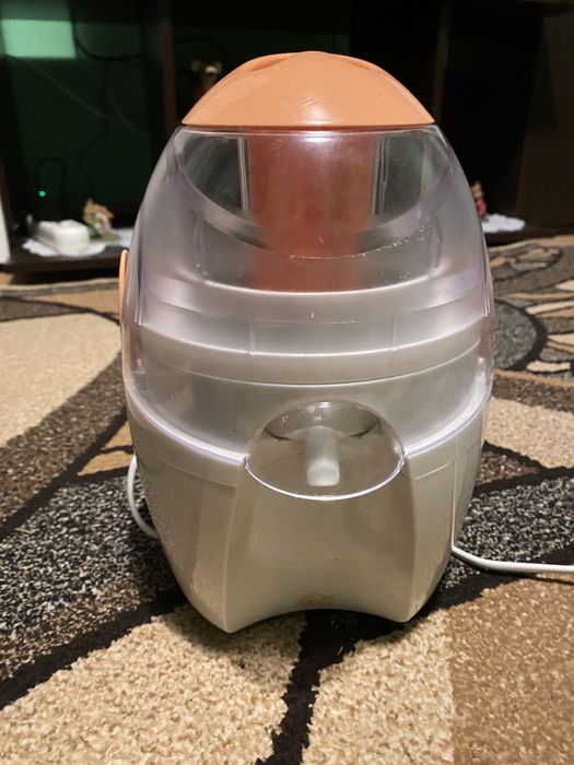 Blender storcator de fructe