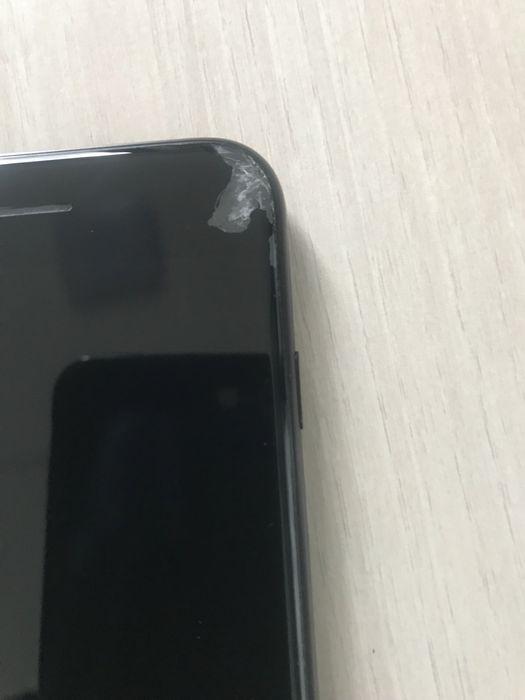 Продам Айфон 7 32гб