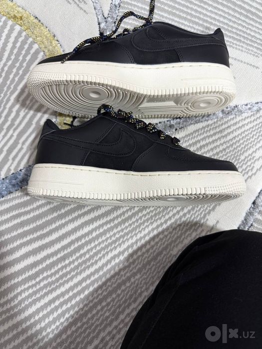 женский кроссовки оригинал Nike 39 р