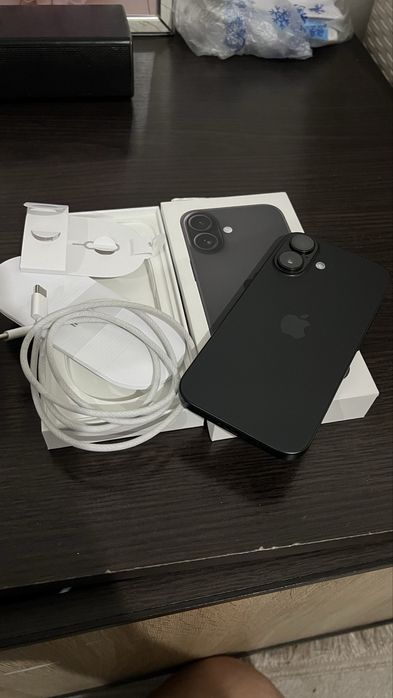 iPhone 16 Black 128GB EAC