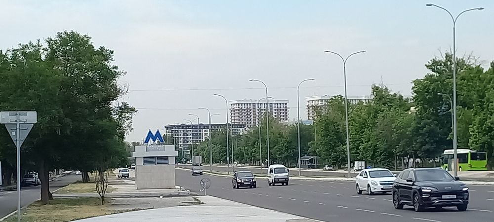 Продается квартира 1/9/10 ЖК Mavsum Yunusobod