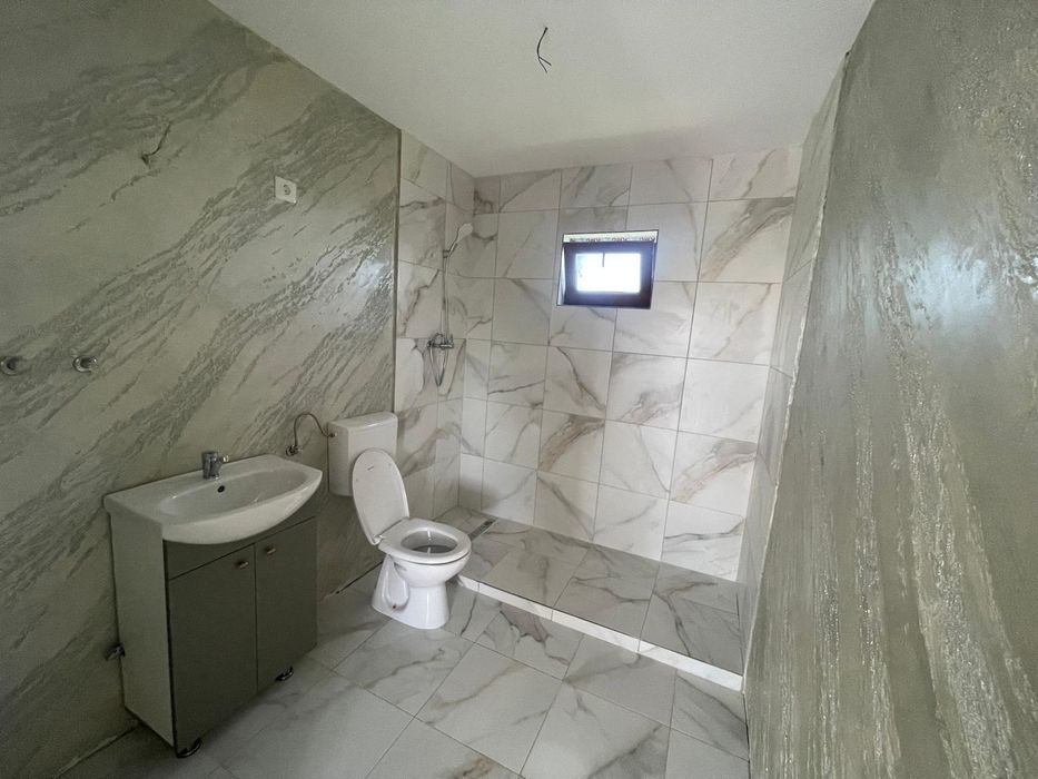 Vând casa Noua în Galați com Piscu sau schimb cu Apartament