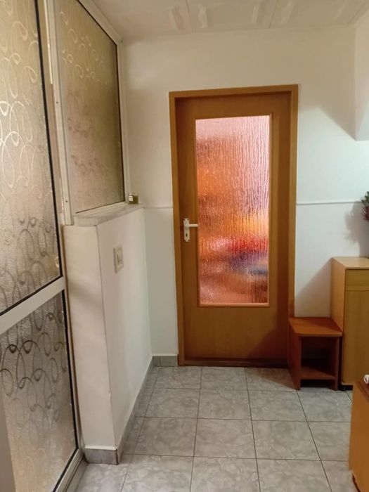Vând apartament cu 3 camere