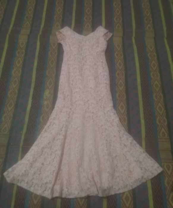 Ayollar to'y liboslari