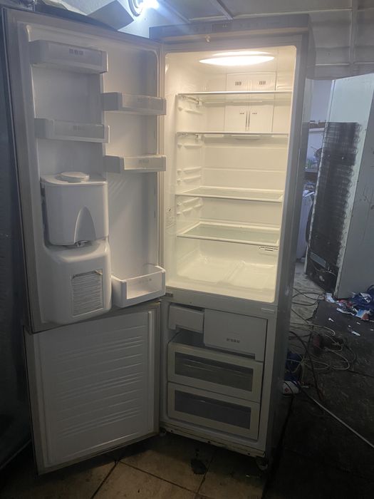 Продам холодильник