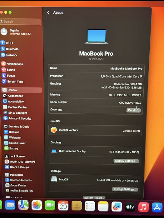 MacBook Pro 2017 Touchbar (15", Retina, A1707) 500 GB, i7, Radeon 4 GB