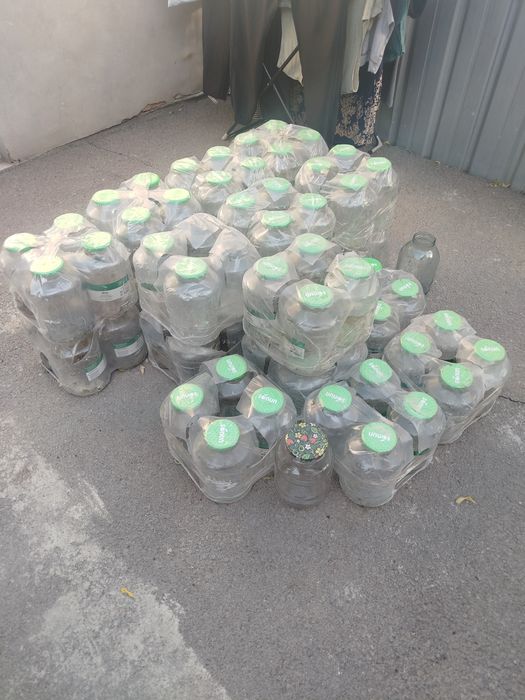 Продам 3 литровые банки