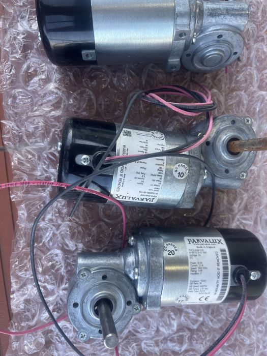 Motor electric cu reductor  24v