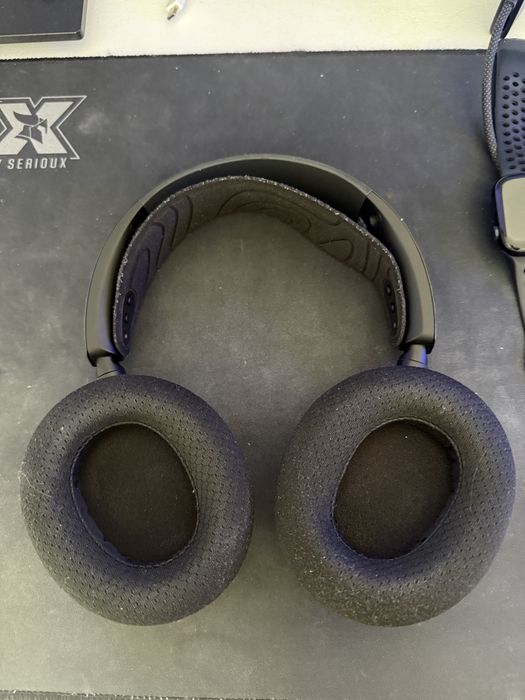 SteelSeries Arctis Nova 7