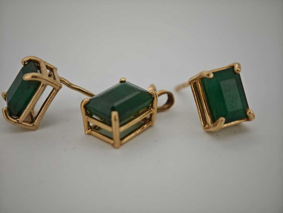 Cercei 14k cu smarald si pandativ smarald 6ct