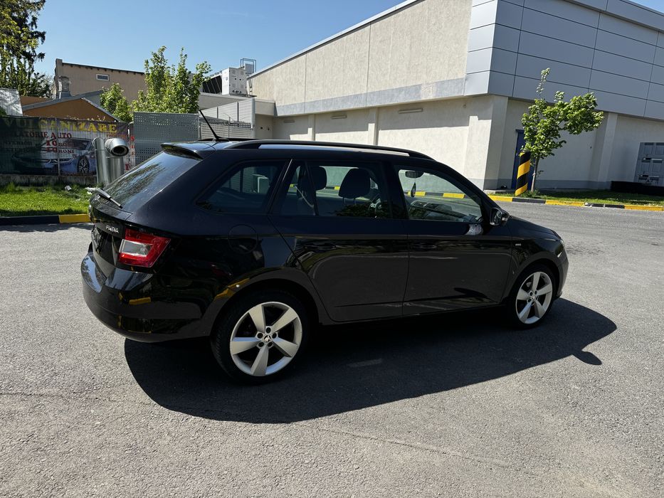 Skoda Fabia an 2018.09 motor 1,4 tdi 90 cai euro6,Navigatie ClimaTRONIC Front Assist Posibilitate rate,lumini zi LED posibilitate rate 0% avans