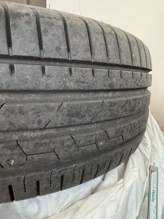 Летни гуми 245/40/18 7.5мм грайфер