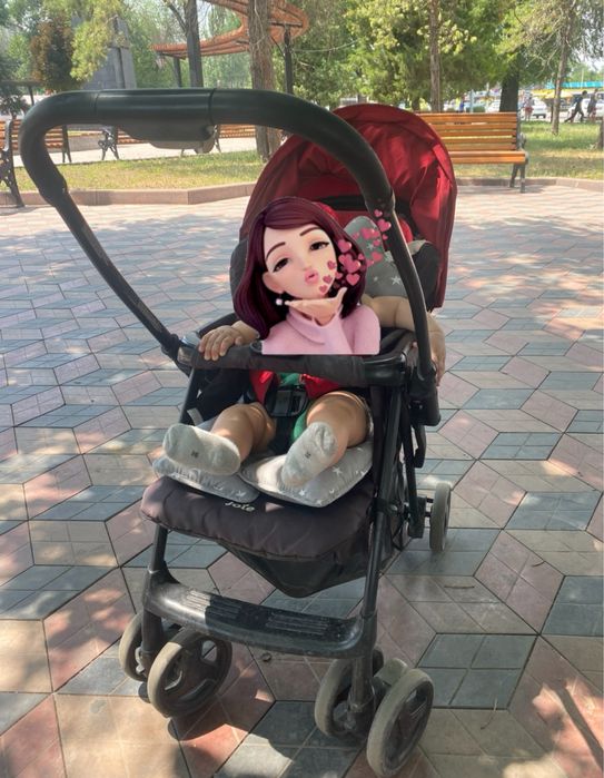 Продается коляска joie