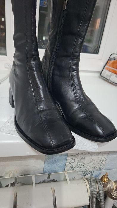 Продам сапоги женскиет
