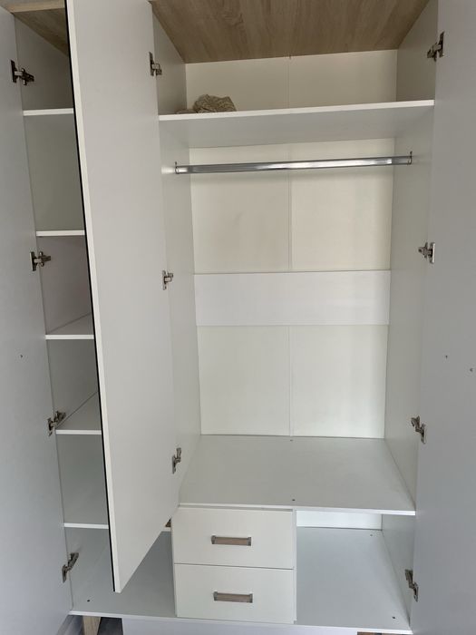 Шифоньер  в хорошем состояний