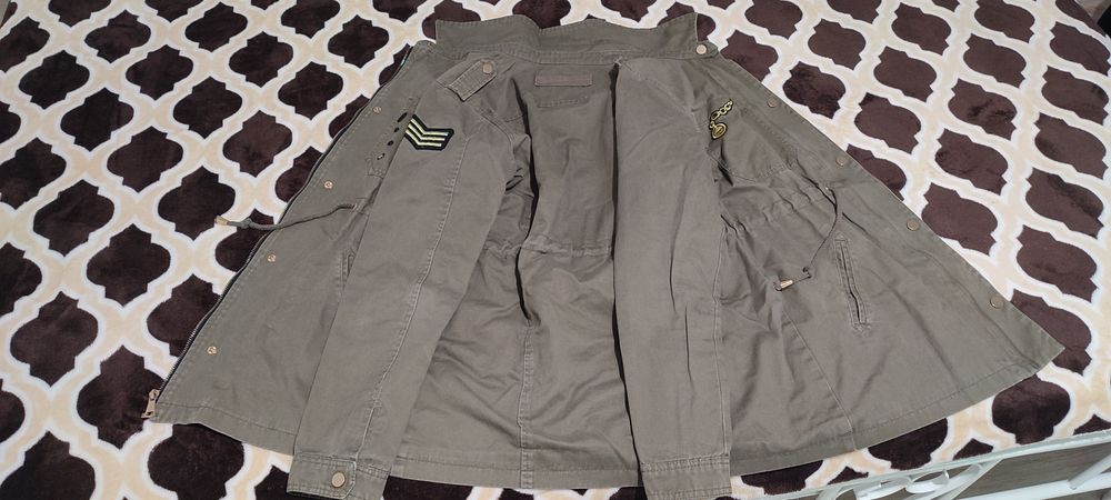 Geacă pentru fete, mărimea M