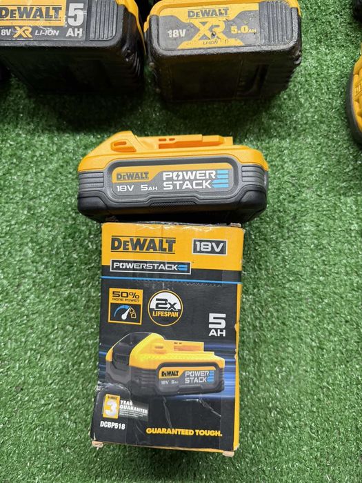 Батерии и зарядни на DeWALT