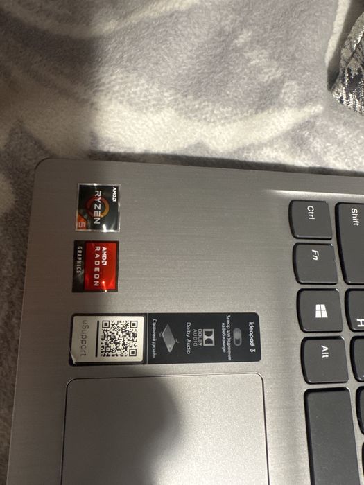 Продается ноутбук Lenovo Ideapad3 8/256