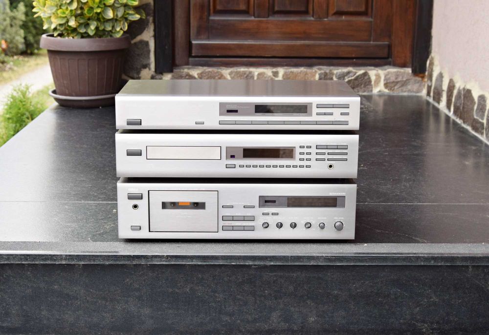 Linie Yamaha deck KX-330 + cd player CDX-530E + tuner TX-340