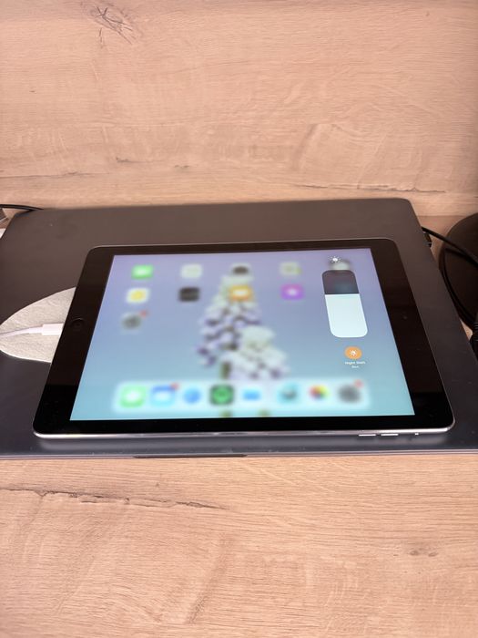 iPad Air 1, Wifi / 16 гб