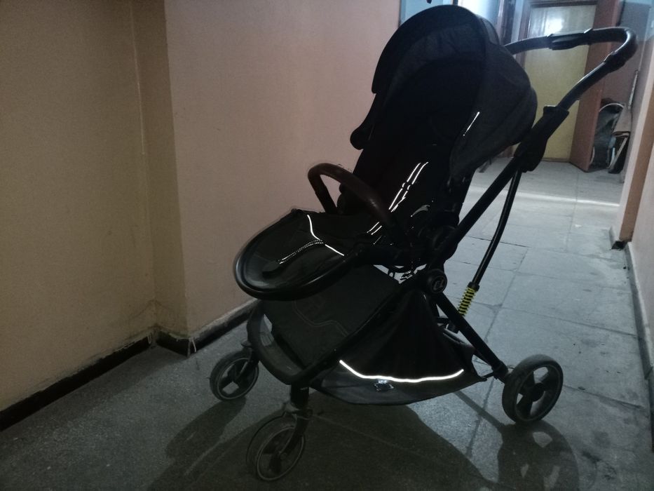 Продам детскую коляску