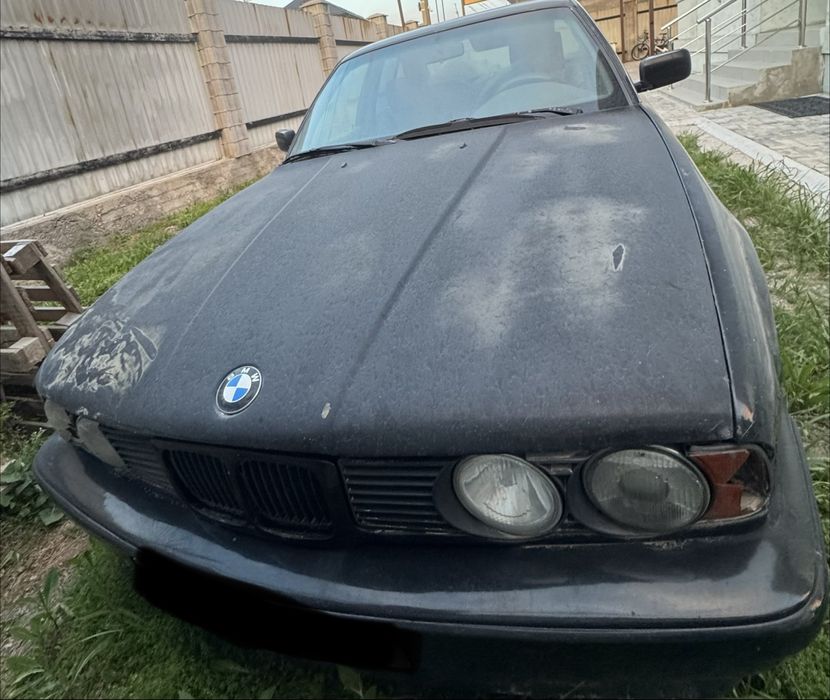 Продам машину BMW E34, МКПП