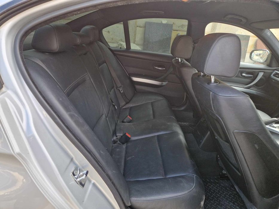 BMW E90 320i 170кс N43 Facelift М пакет Cic нави теглич ръчка НА ЧАСТИ