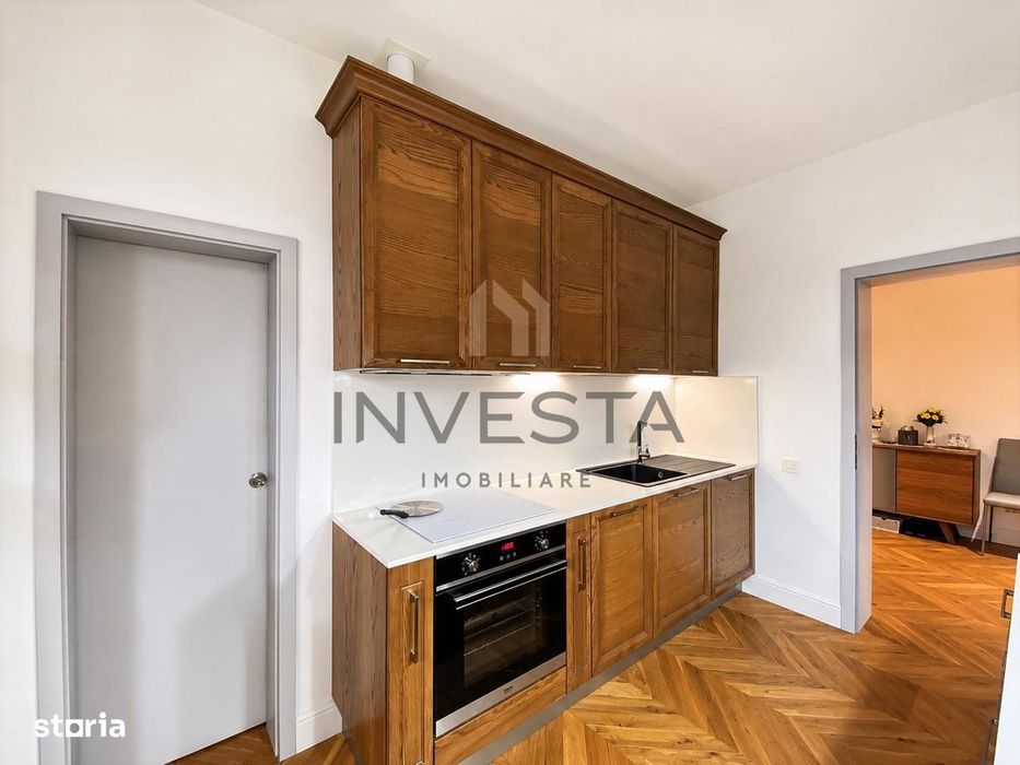 Apartament 4 camere de inchiriat + garaj, zona Centrala