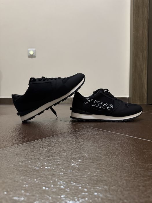 Елегантни Обувки Guess