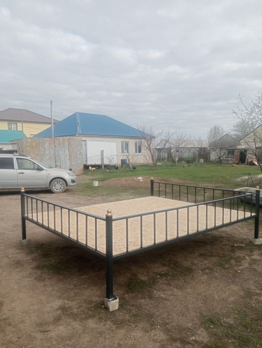 Тапчан сатылады Продам Тапчан