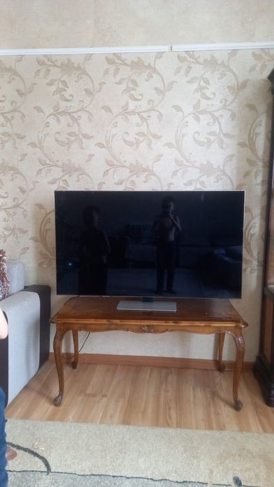 Телевизор смарт Samsung 22г.