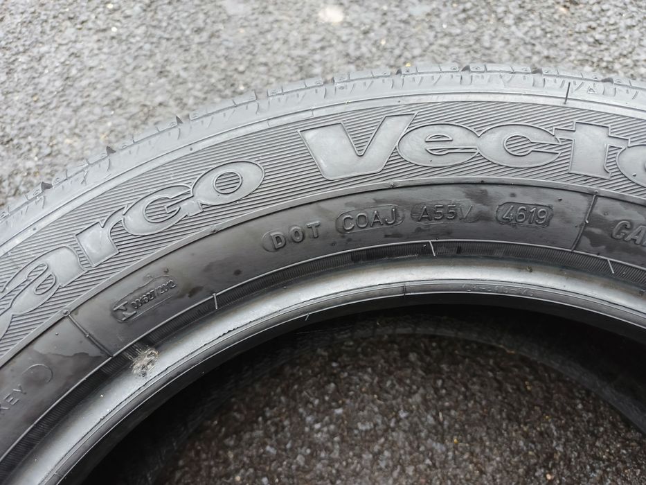 225.55.17C Goodyear M+S Second-hand