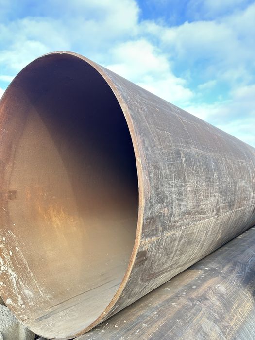 Труба диаметр (1800) толщина 2 см