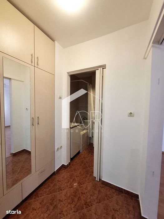 Apartament cu 2 camere, semidecomandat, Ultracentral
